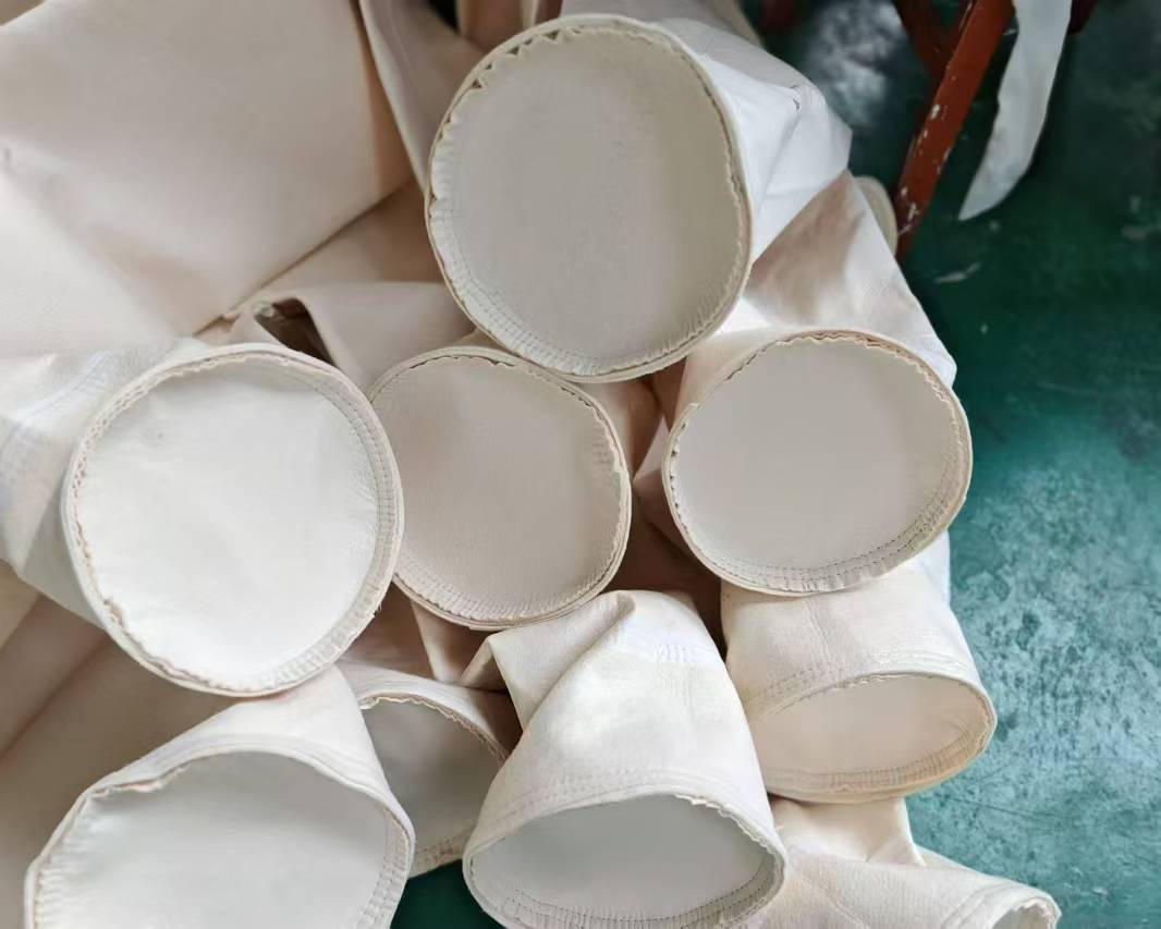 1730362206339520.jpg 1c90bd5042100a9aa00694817d7c4b6.jpg