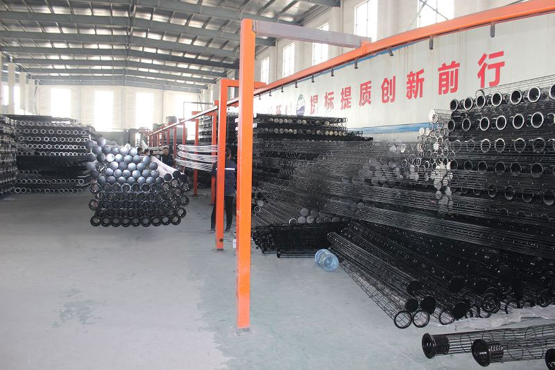 除塵袋籠車(chē)間